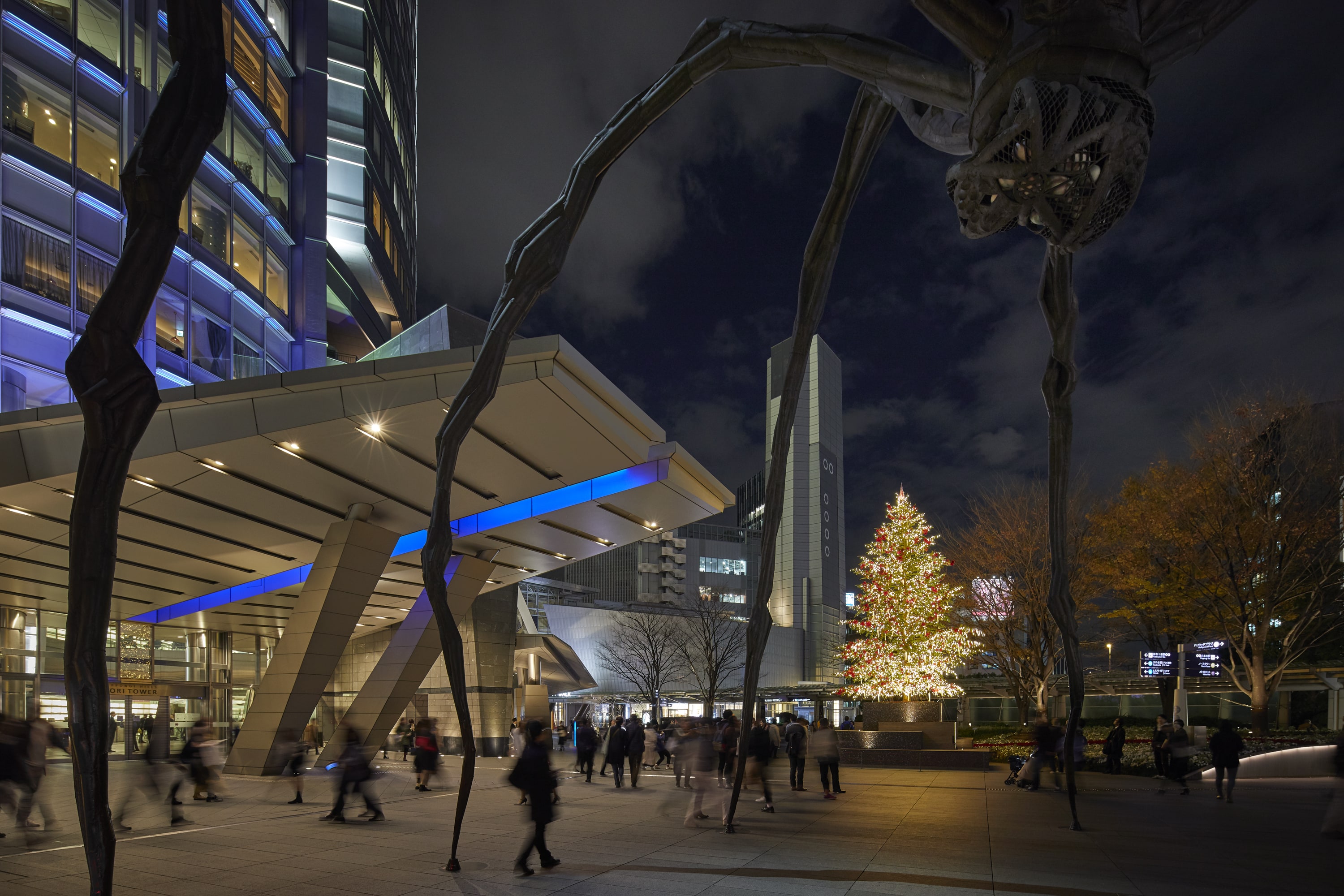 ROPPONGI HILLS CHRISTMAS 2018 66プラザイルミネーション