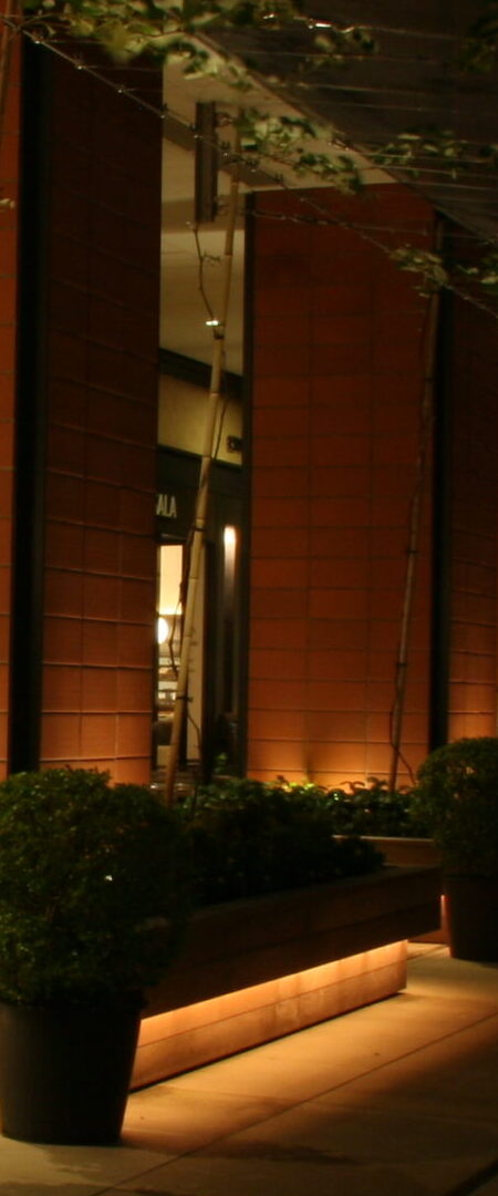 六本木ヒルズ　住宅棟C,D3F店舗周り照明デザイン