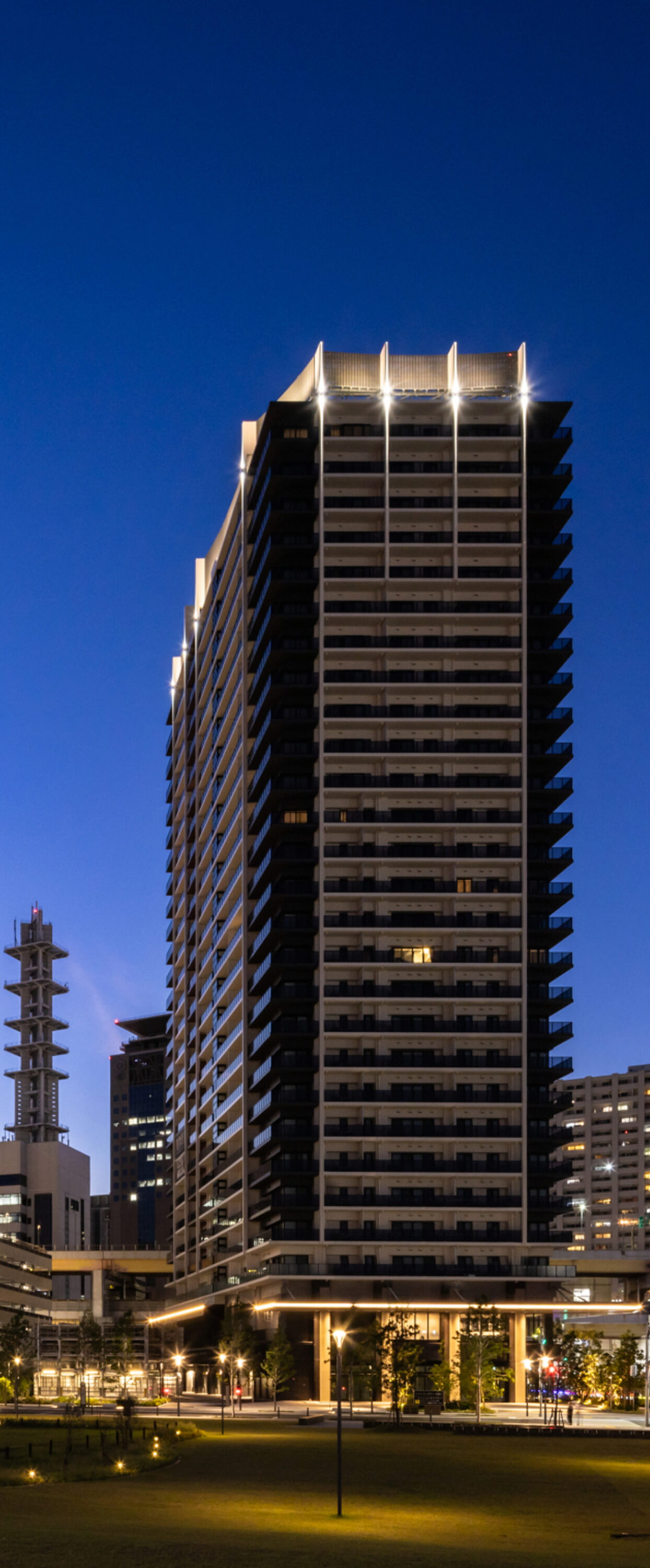 ベイシティタワーズ神戸 (WEST/ EAST)